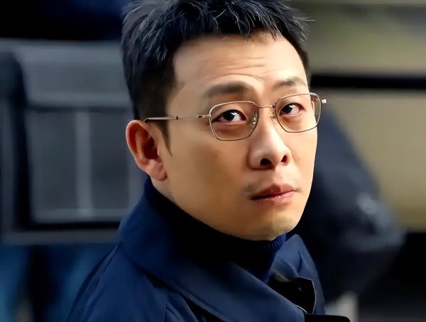 弘益配资 《以法之名》《桃花映江山》各追4集，一部想弃剧，一部看上瘾