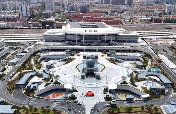 广源优配 在山东这里，走出高铁站，居然能遇见火箭发射！